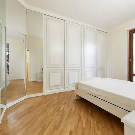 Elegant * Milano