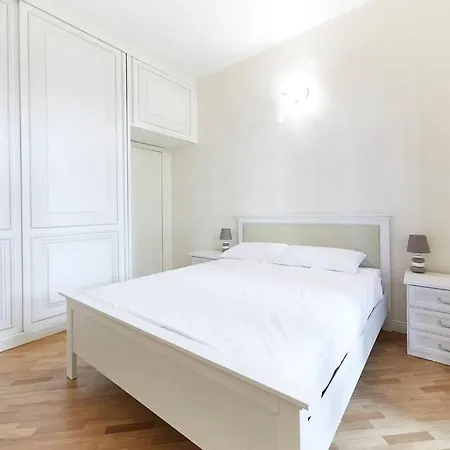 Elegant * Milánó